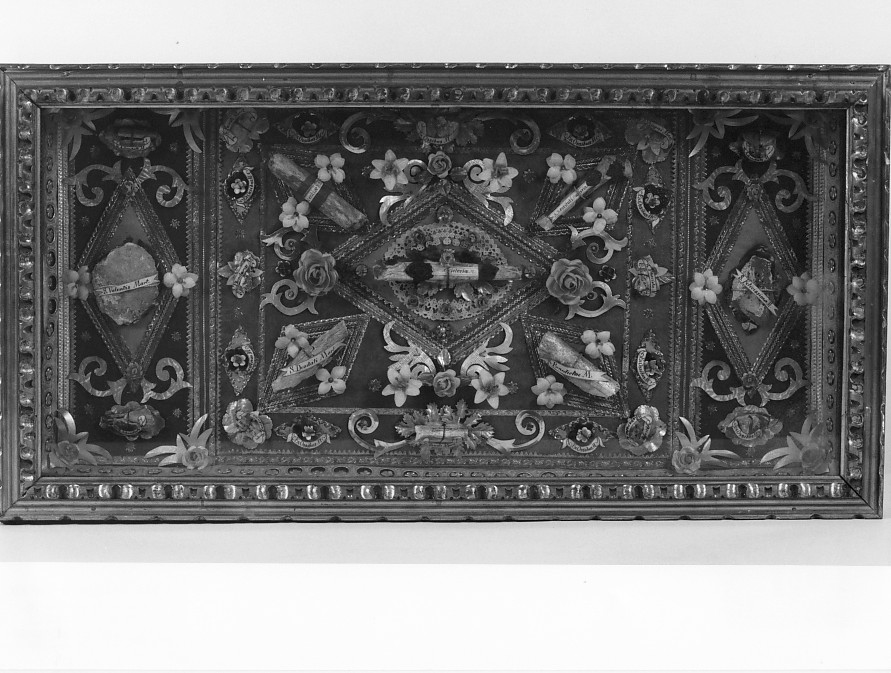 reliquiario a teca, serie - ambito veneto (sec. XIX)