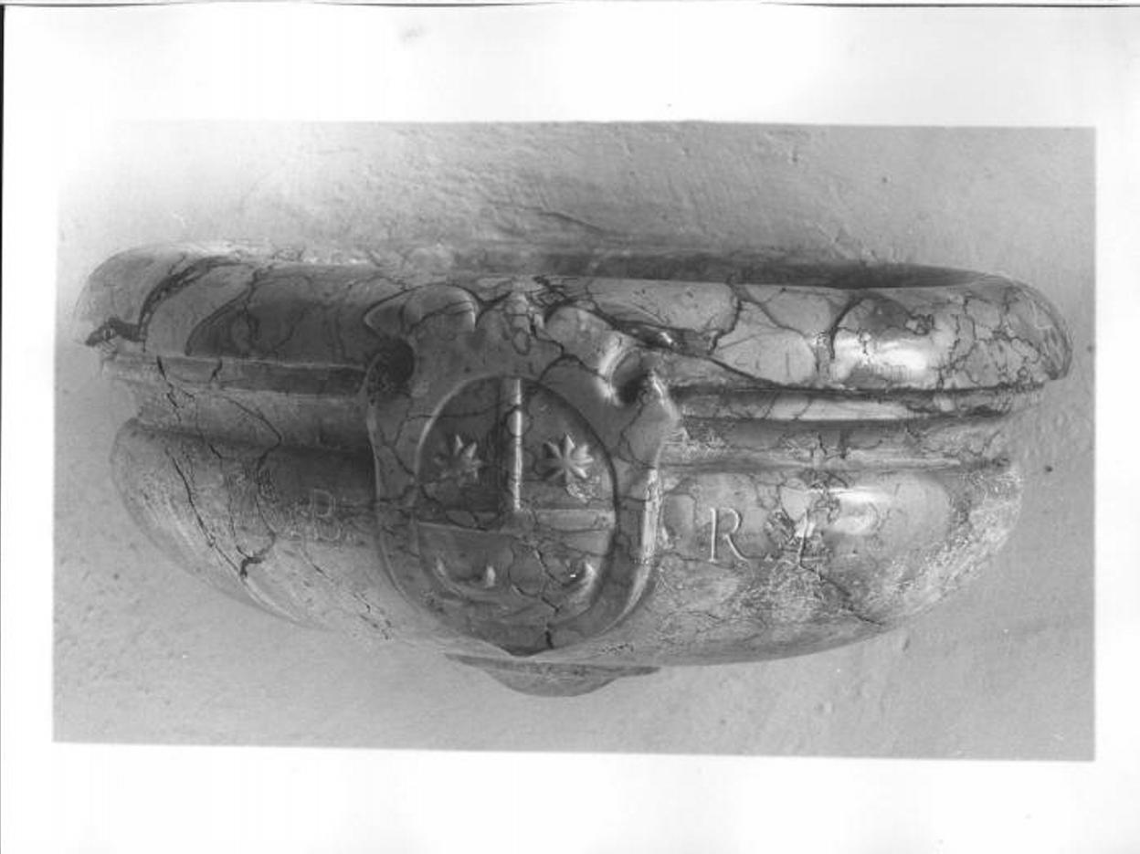 acquasantiera - ambito veronese (secc. XVII/ XVIII)