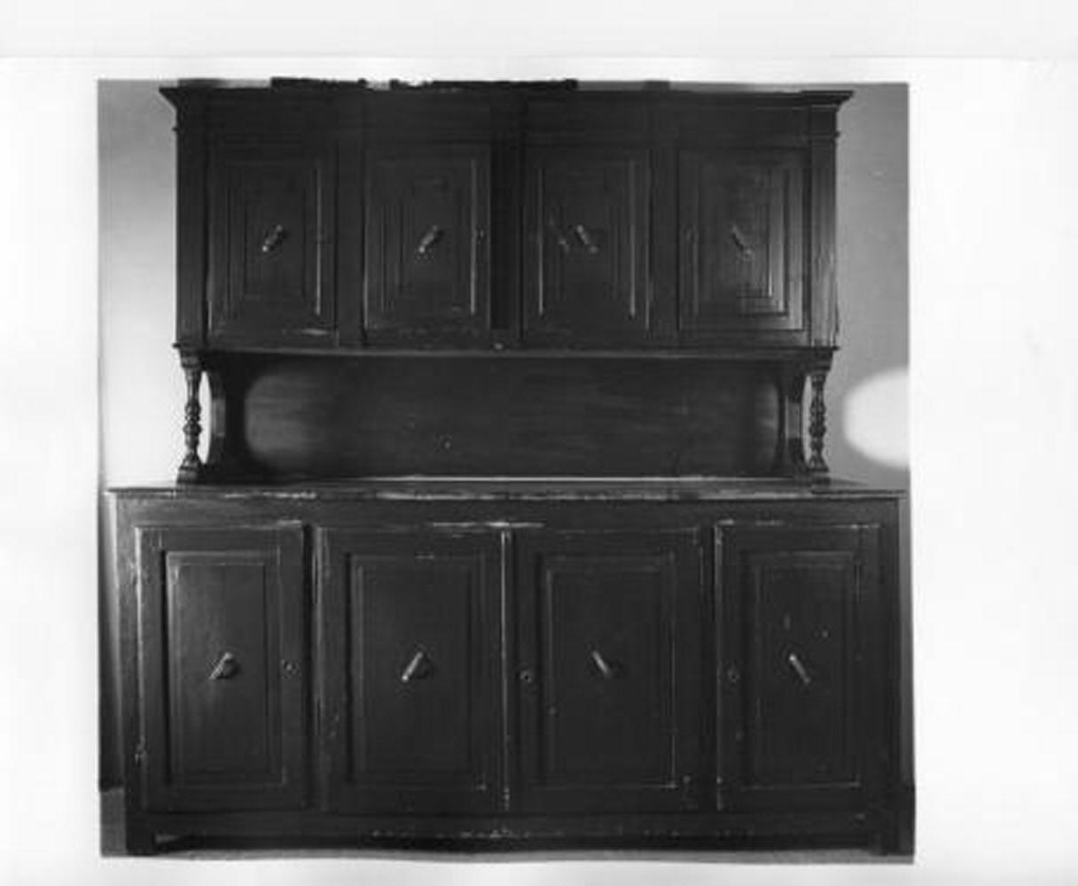 armadio - ambito veronese (secc. XIX/ XX)