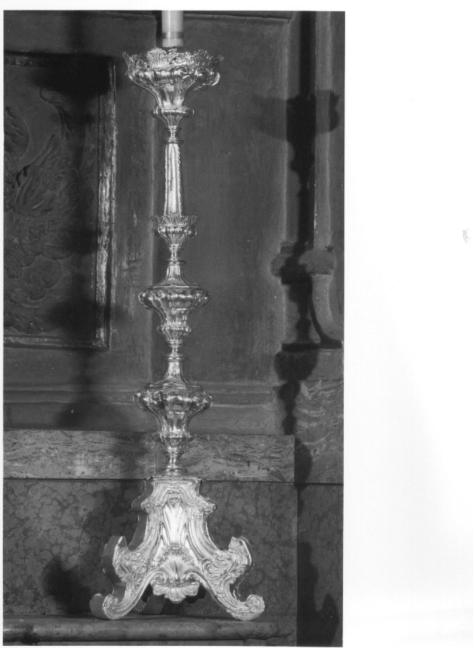 candeliere d'altare - ambito veneto (sec. XVIII)