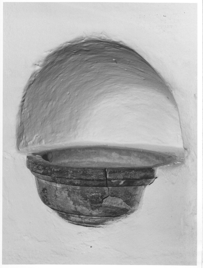 acquasantiera da parete - ambito veneto (secc. XVII/ XVIII)