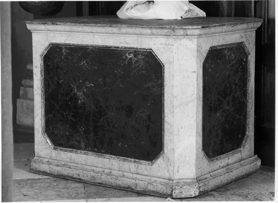 piedistallo - ambito veneto (sec. XIX)