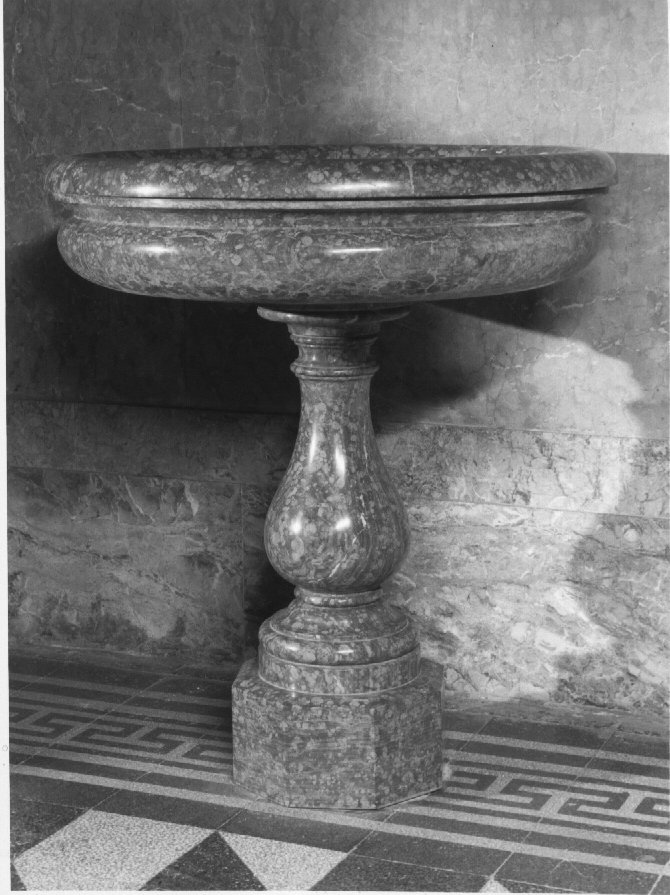 acquasantiera - a fusto - ambito veneto (sec. XIX)