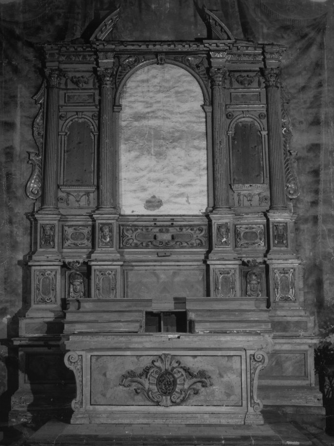 altare maggiore di Carracchio (sec. XVI)