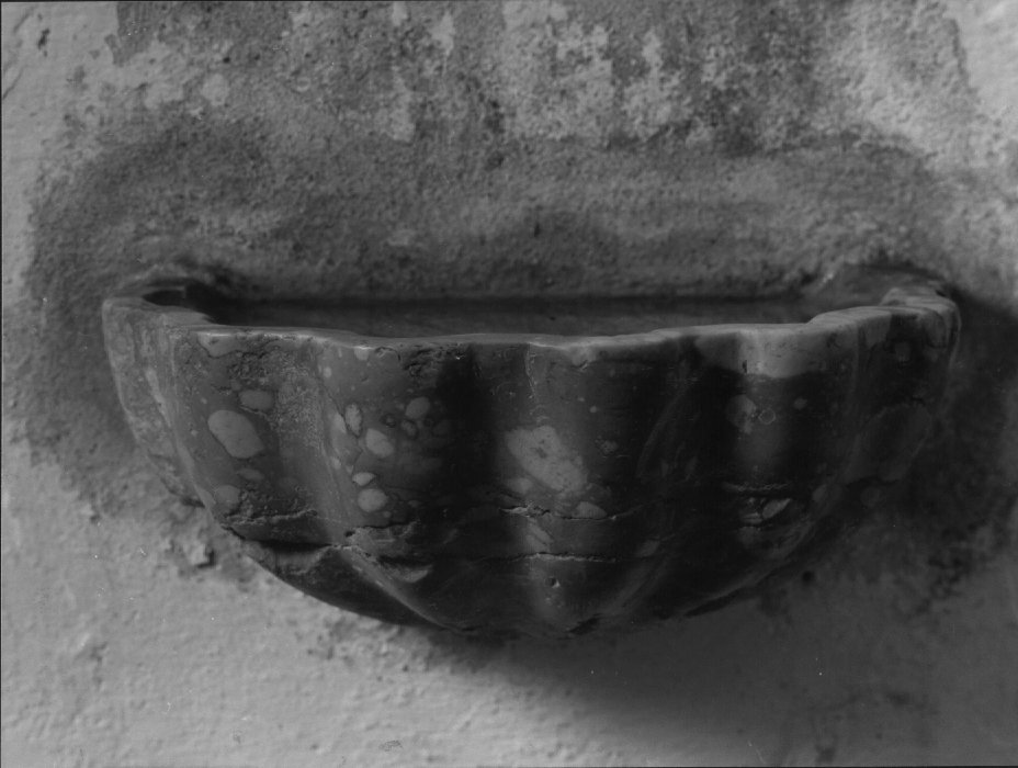 acquasantiera - ambito veneto (sec. XVIII)