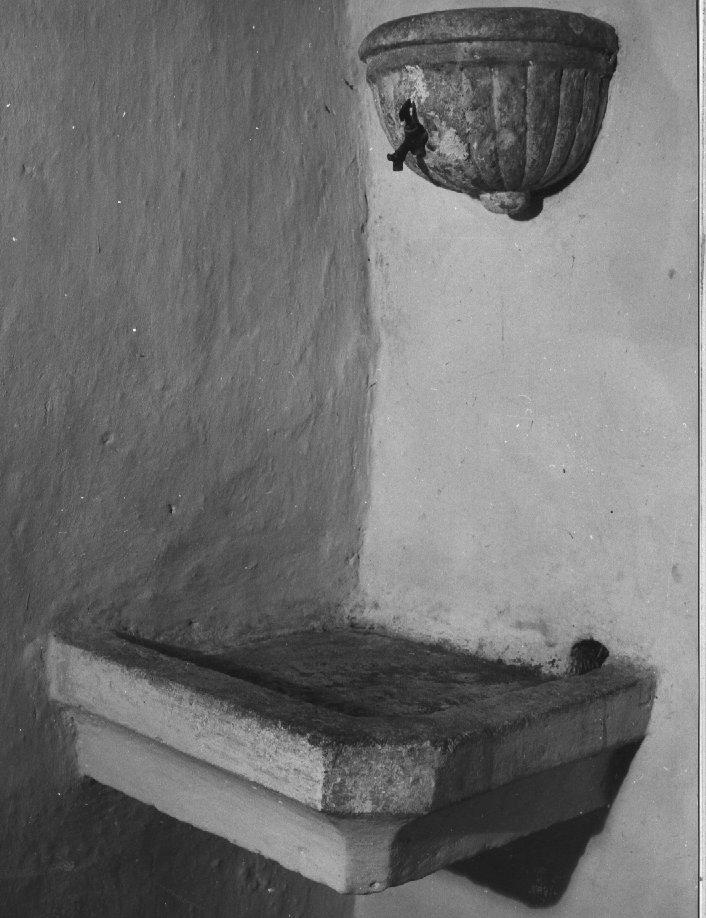 lavabo da sacrestia - ambito veneto (secc. XVII/ XVIII)