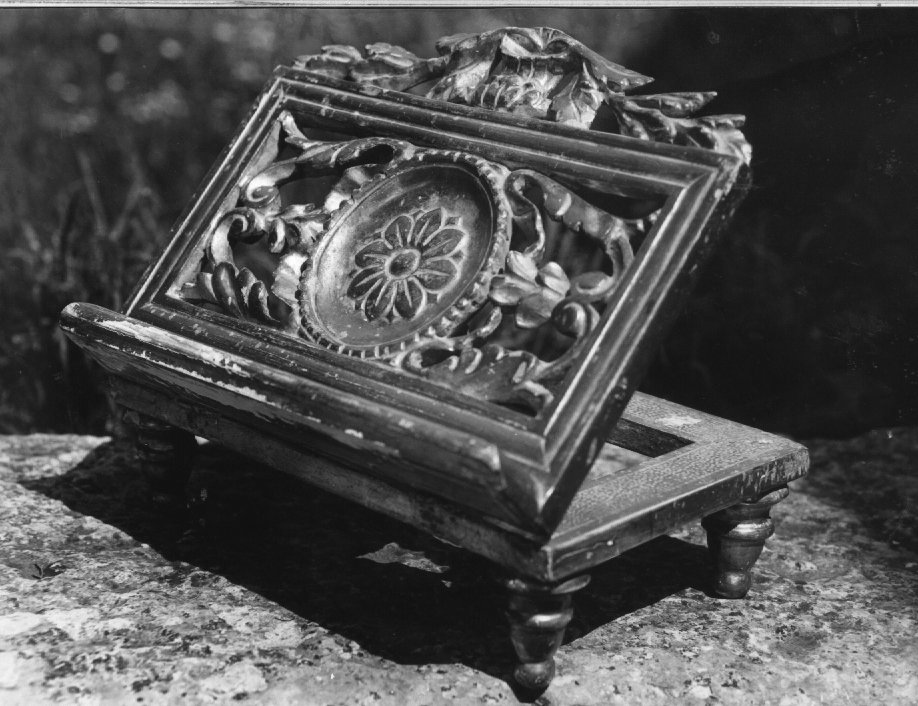 leggio, opera isolata - ambito veneto (sec. XVIII)