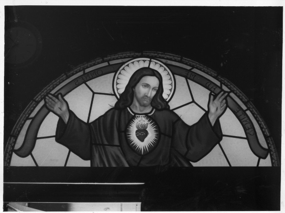 Sacro Cuore di Gesù (vetrata) - ambito veneto (sec. XX)