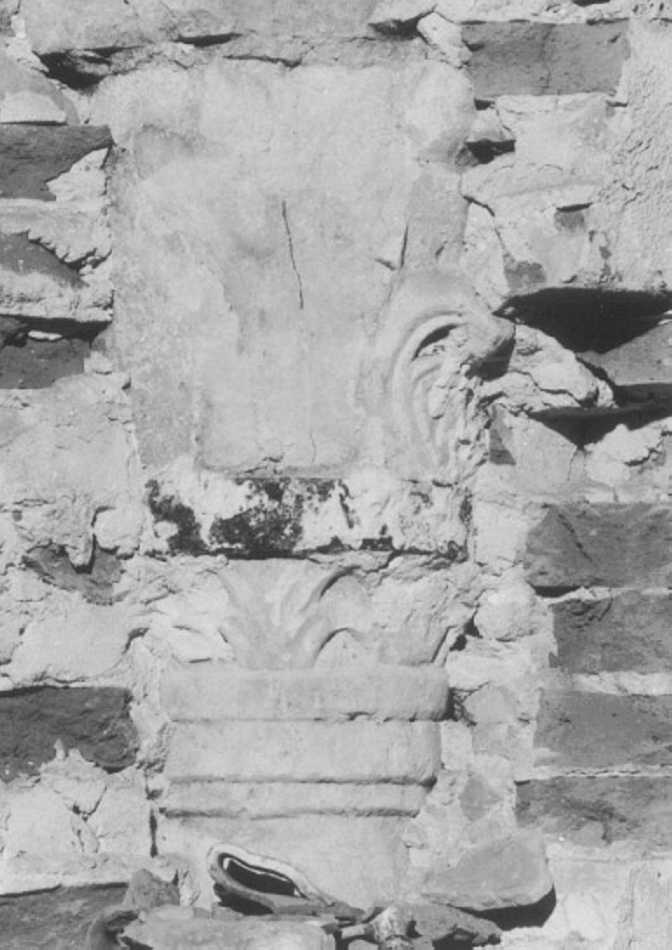 capitello, frammento - ambito veneto (secc. IX/ X)