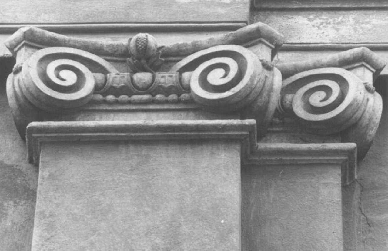 capitello di Cristofali Adriano (metà sec. XVIII)