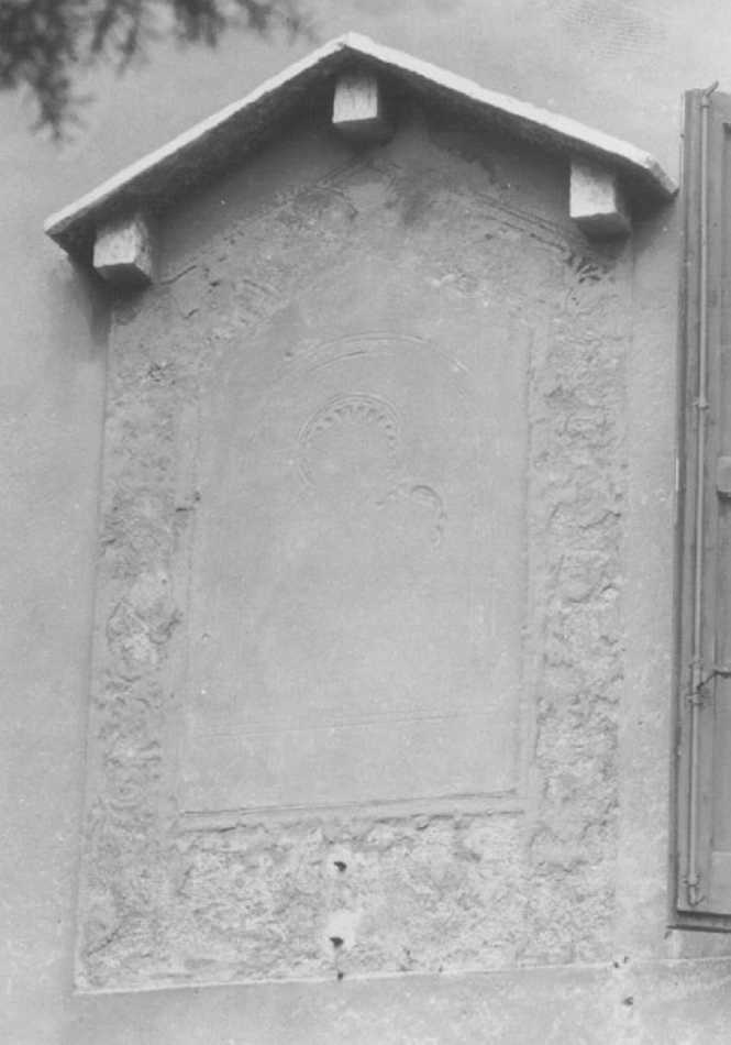 Madonna con Bambino (rilievo) - ambito veneto (secc. XV/ XVI)