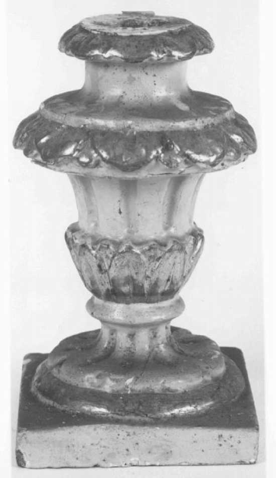 vaso d'altare con composizione floreale - ambito veneto (prima metà sec. XIX)