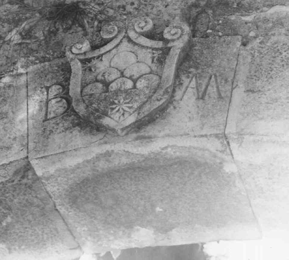 stemma gentilizio (rilievo) - ambito veronese (fine sec. XIX)