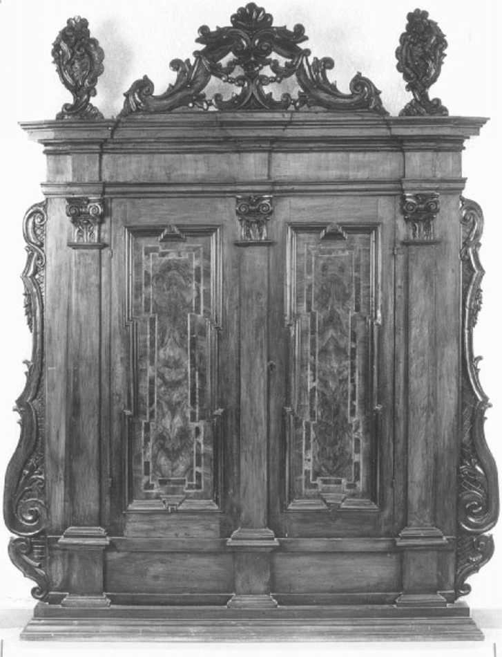 armadio - ambito veneto (prima metà sec. XVIII)