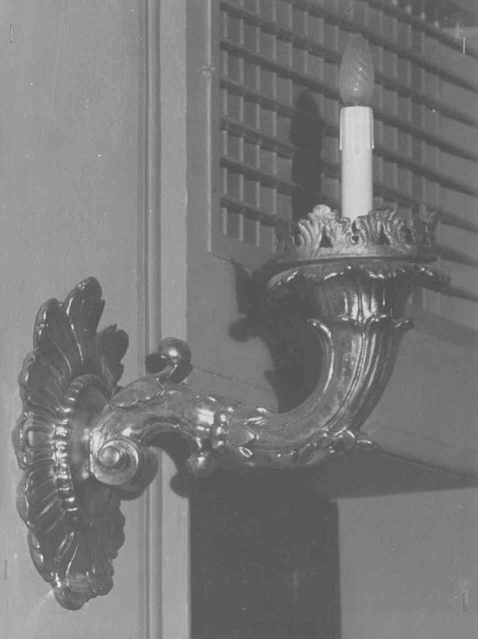 lampada - a muro - ambito veronese (seconda metà sec. XIX)