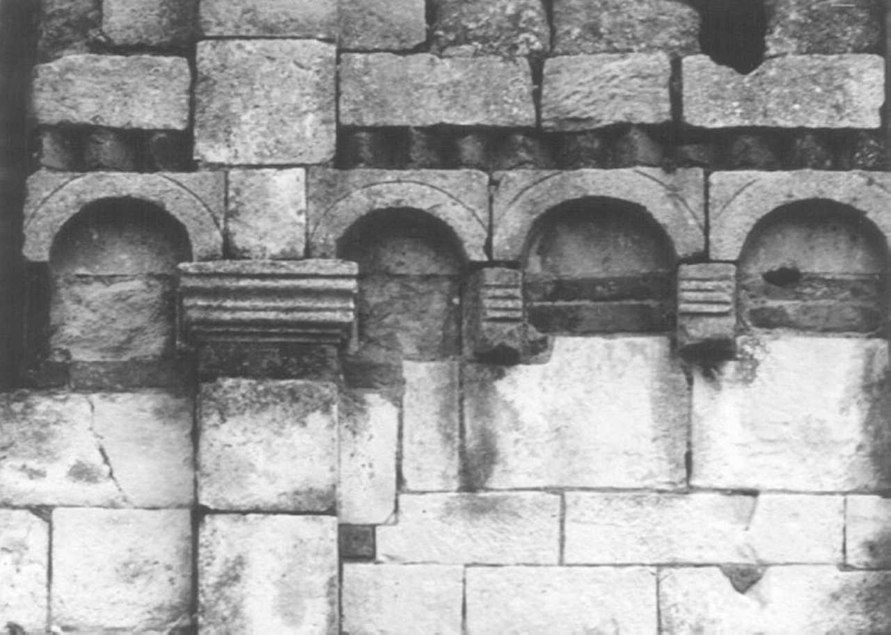 cornicione - bottega veronese (prima metà sec. XII)