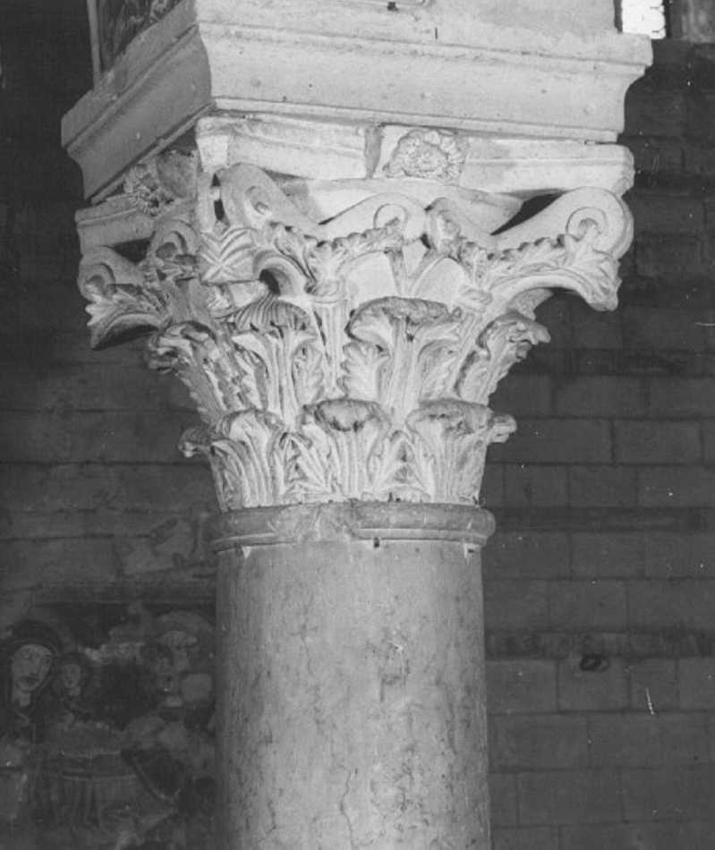 capitello corinzio - ambito veneto (sec. XII)