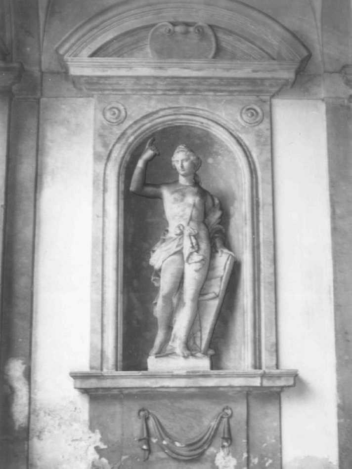allegoria dell'architettura (statua) di Muttoni Gaetano (secc. XVIII/ XIX)
