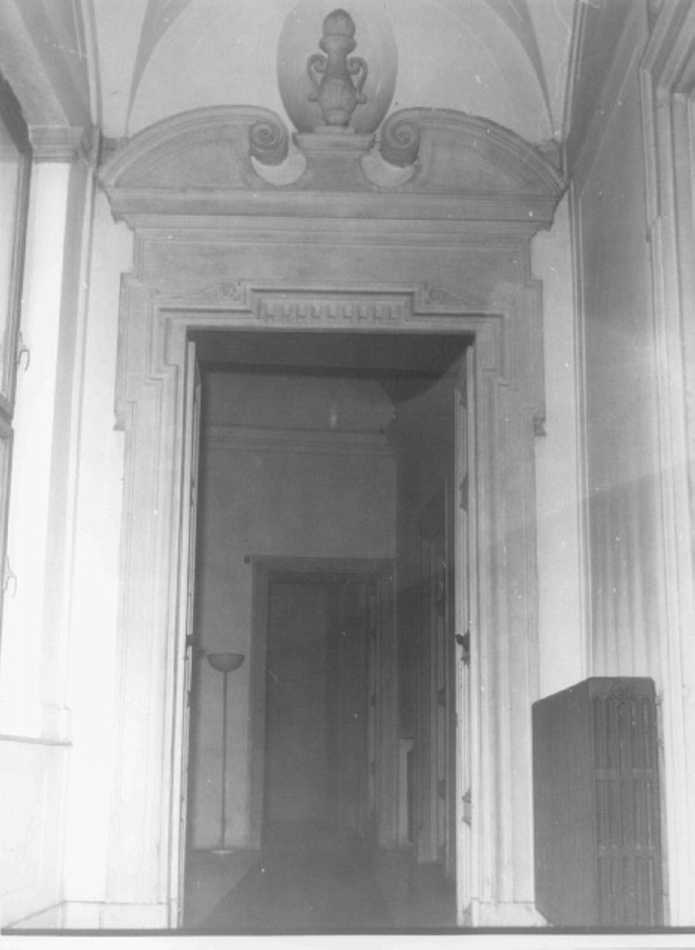 portale di Pellegrini Ignazio (attribuito) (sec. XVIII)