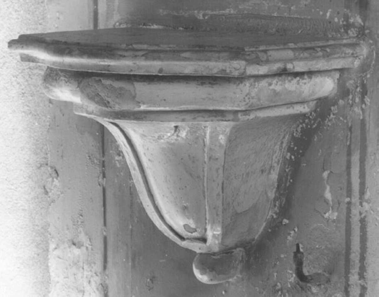 mensola - ambito veneto (seconda metà sec. XVIII)