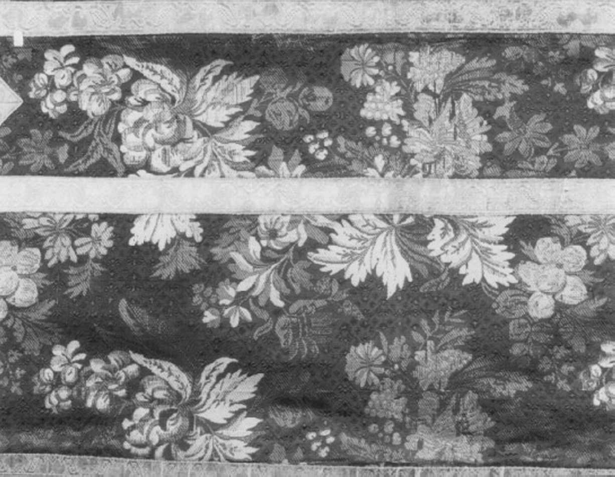 paramento liturgico, insieme - manifattura italiana, manifattura francese (secondo quarto sec. XVIII)