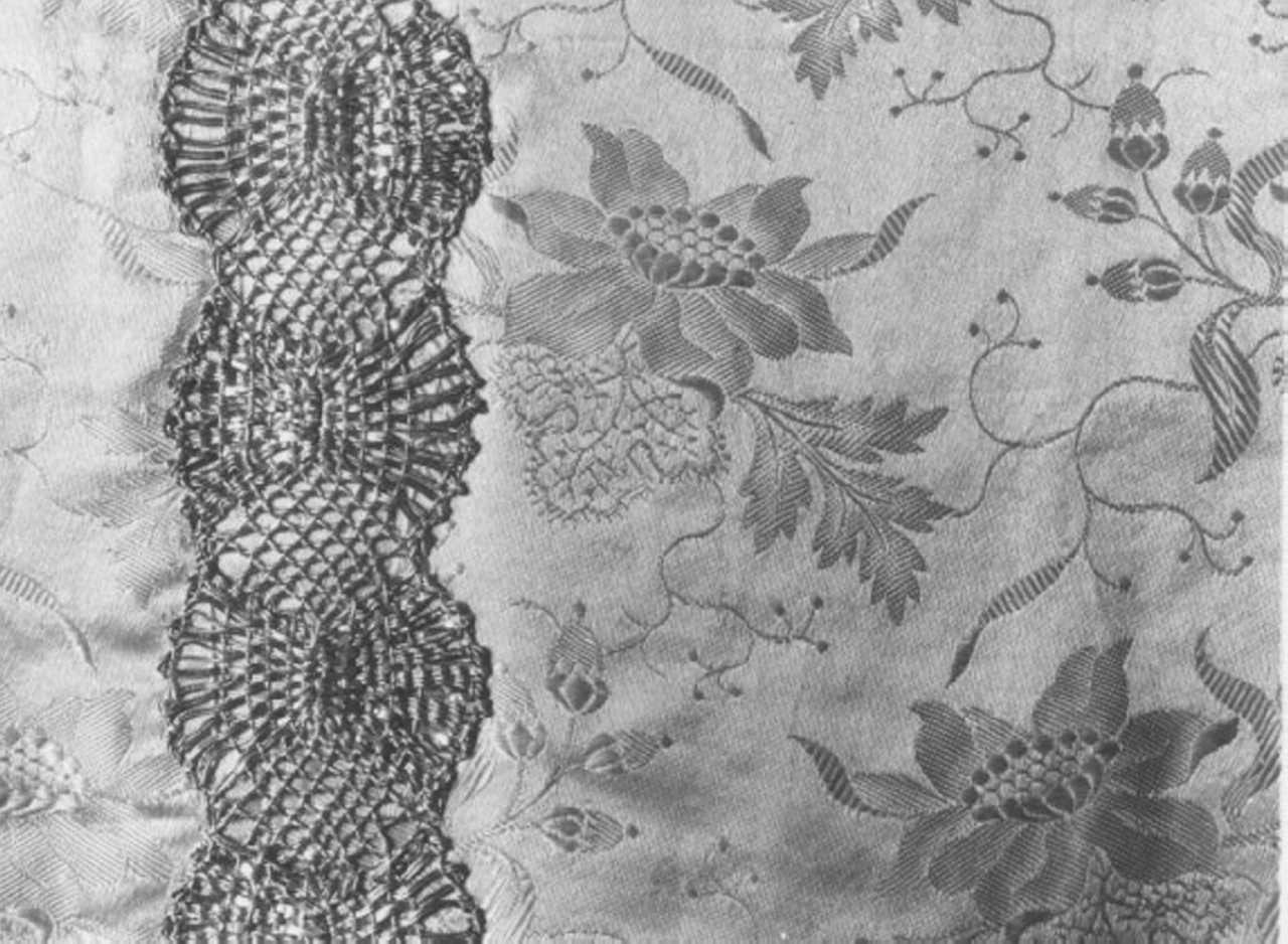 paramento liturgico, insieme - manifattura italiana, manifattura francese (sec. XIX)