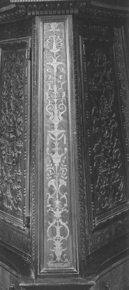 motivi decorativi a candelabra (formella) di Giovanni da Verona (e aiuti) (secc. XV/ XVI)