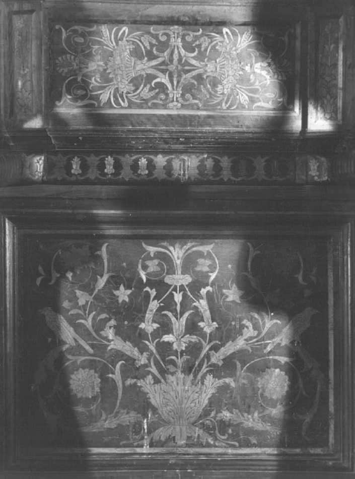 San Gregorio Magno che benedice un monaco (decorazione plastica) di Giovanni da Verona (e aiuti) (sec. XV)