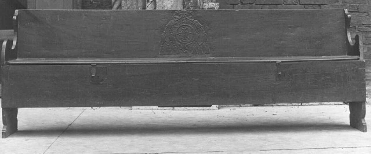 cassapanca - ambito veneto (fine/inizio secc. XVII/ XVIII)