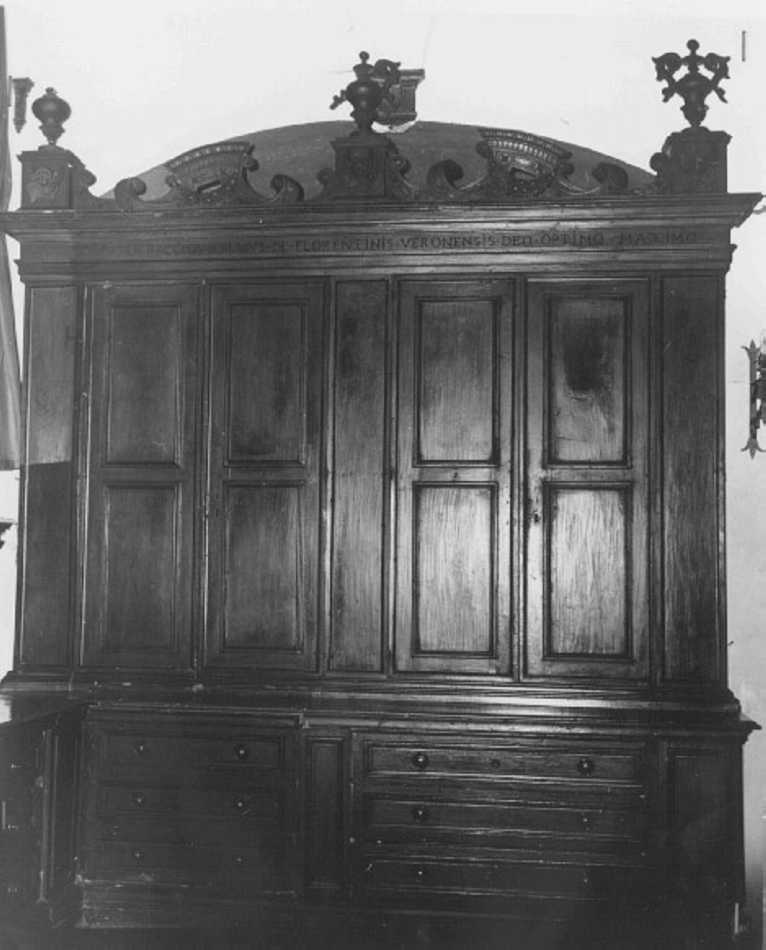 armadio - produzione veneta (sec. XVII)