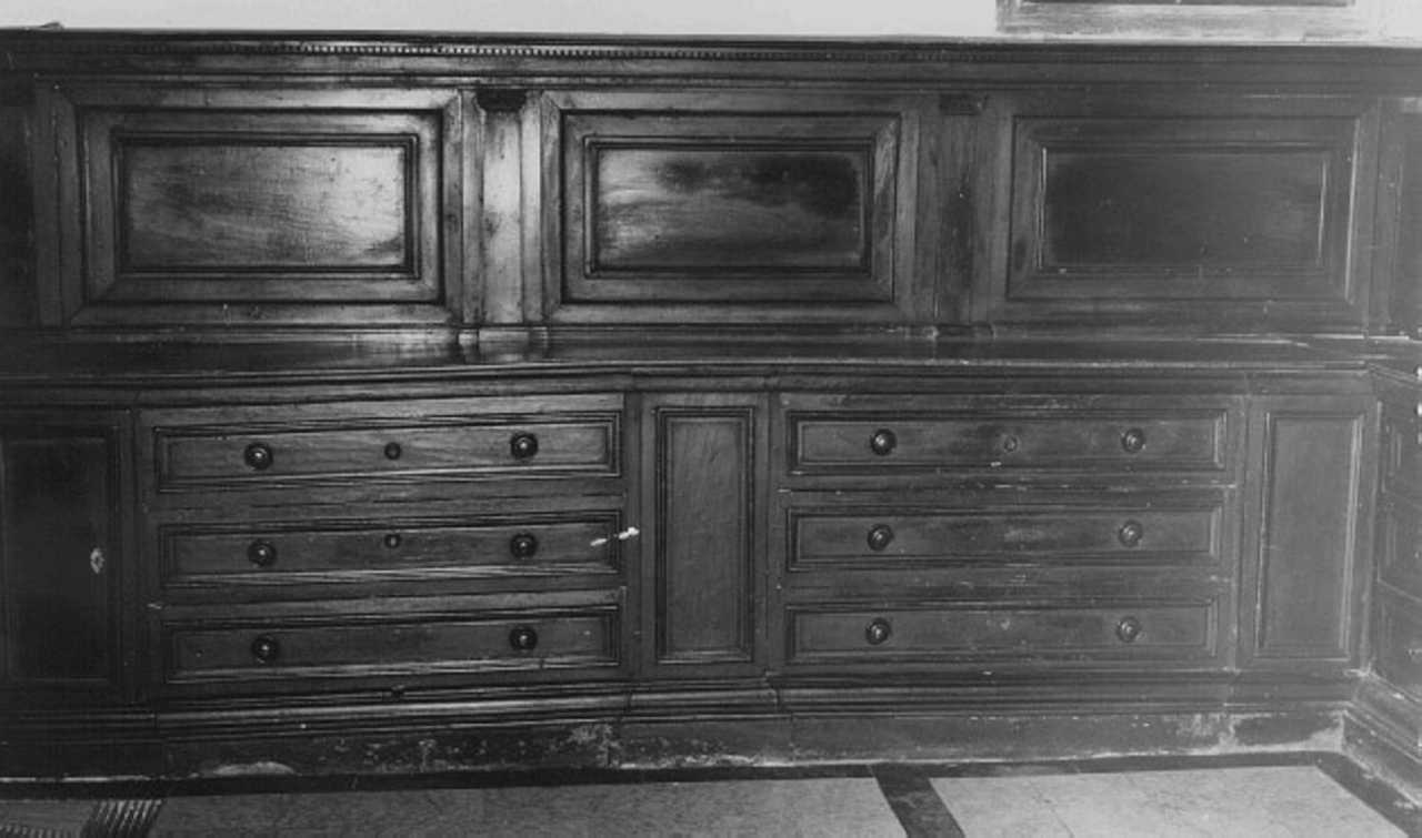 mobile da sacrestia - produzione veneta (secondo quarto sec. XVII)