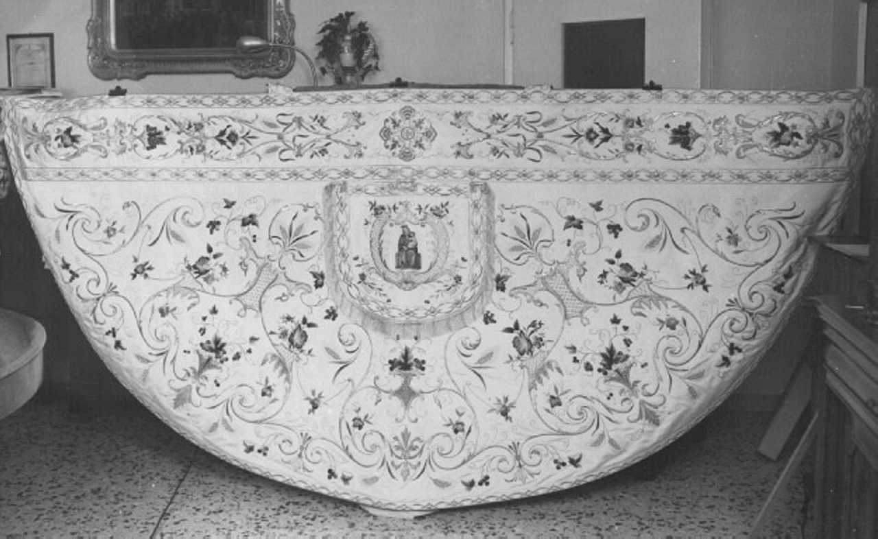 piviale - ambito veneto (secc. XIX/ XX)