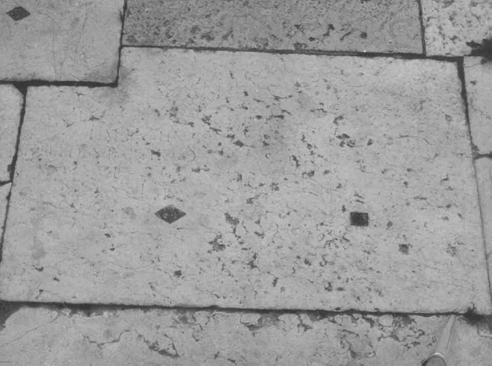 lastra tombale - ambito veneto (sec. XVIII)