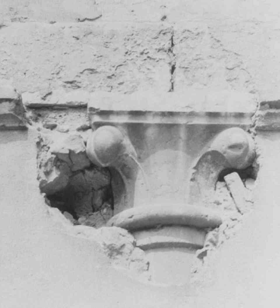 capitello, frammento - ambito veneto (secc. XIII/ XIV)