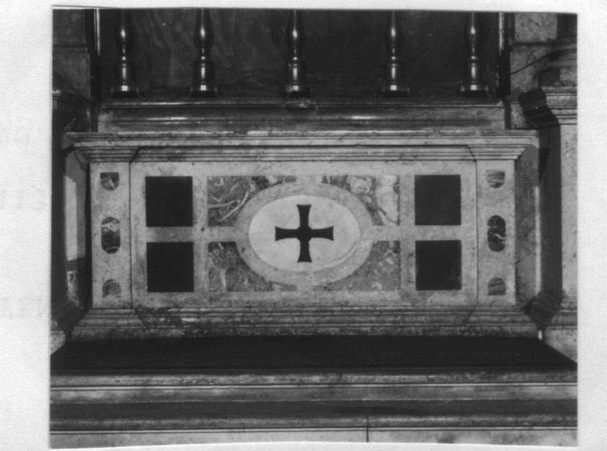 mensa d'altare - ambito veneto (sec. XVI)