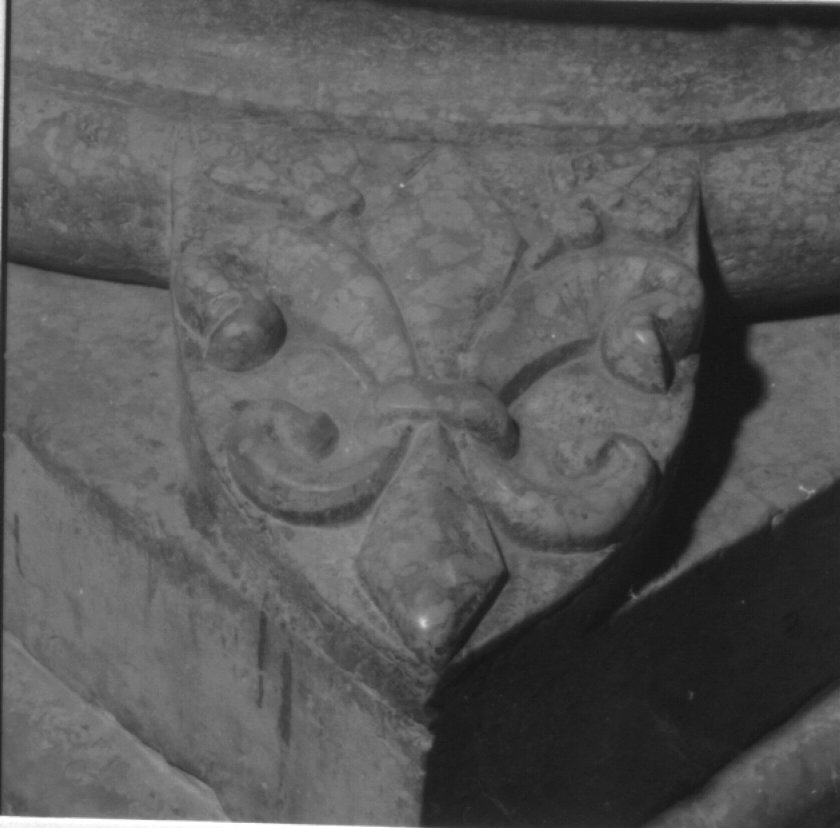 stemma gentilizio (rilievo) - ambito veneto (sec. XV)