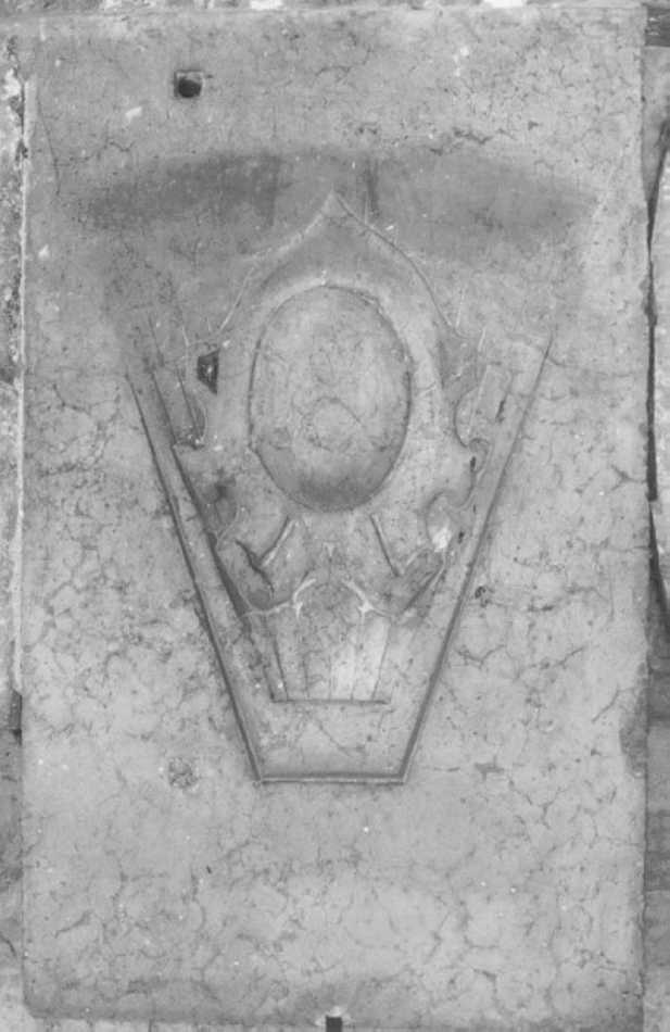 lastra tombale - ambito veneto (secc. XVI/ XVII)