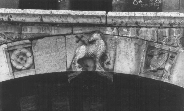 Agnus Dei (rilievo) di Nicolò (secondo quarto sec. XII)