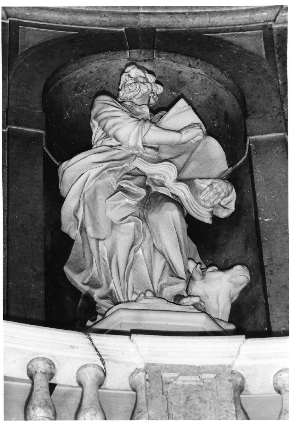 San Luca (statua, elemento d'insieme) di Muttoni Lorenzo (attribuito) (sec. XVIII)