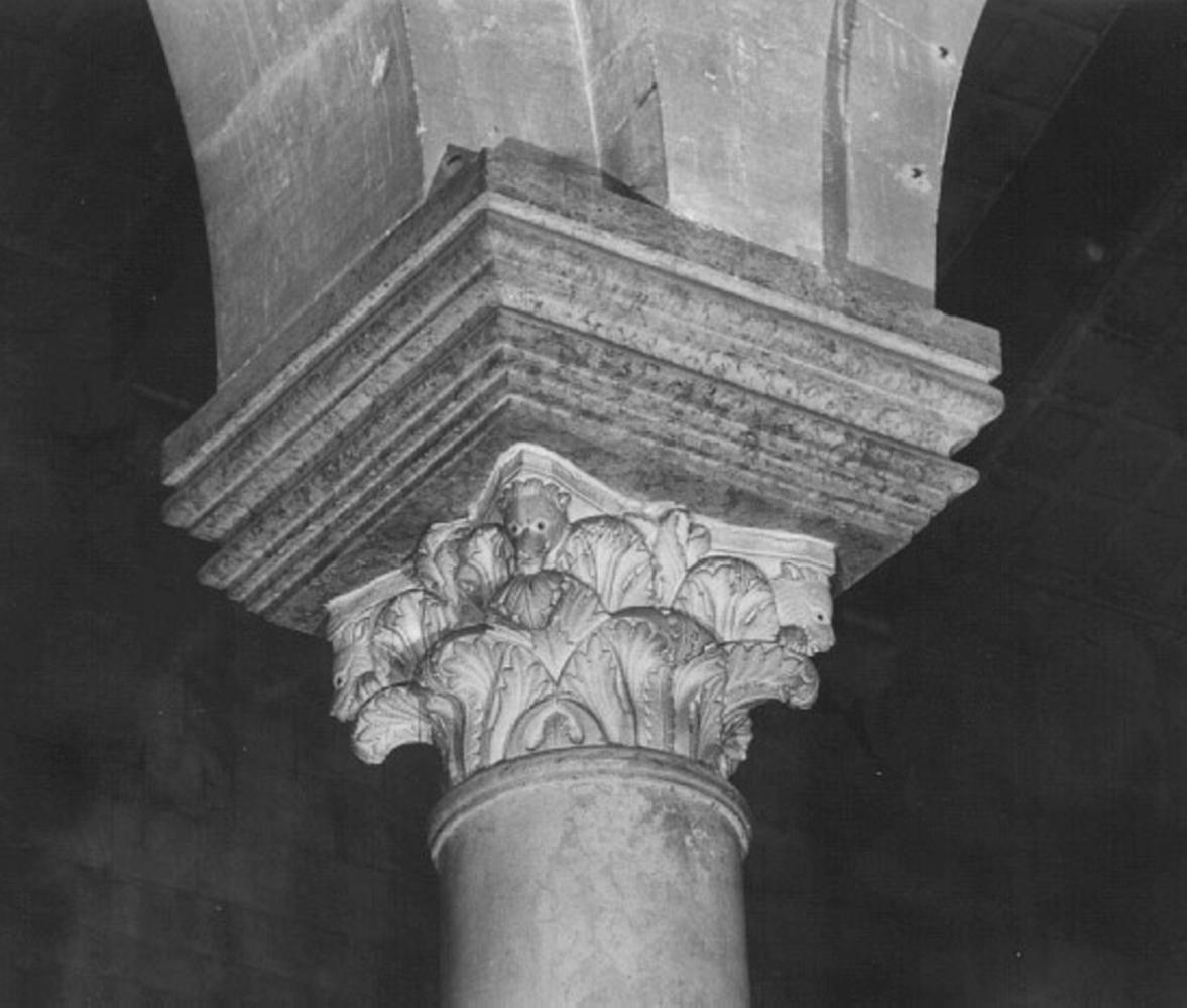 capitello, elemento d'insieme di Adamino Da San Giorgio (cerchia) (fine/inizio secc. XII/ XIII)