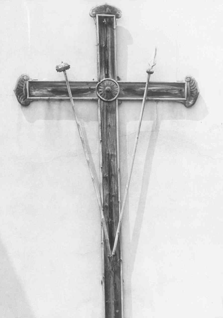 strumenti della passione (croce stazionale) - ambito veneto (sec. XIX)