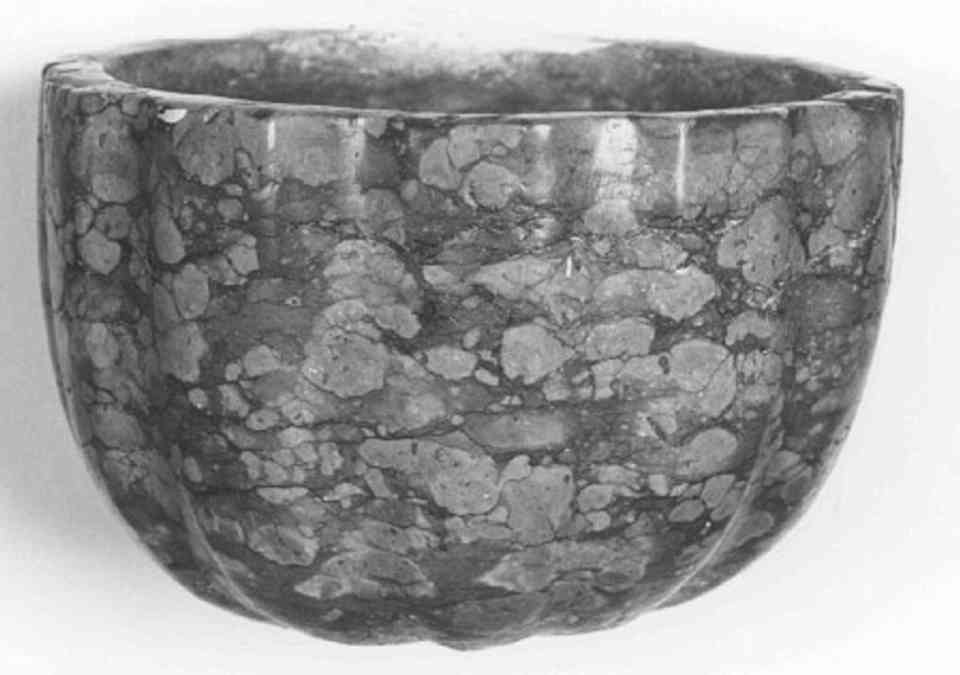 acquasantiera - a conchiglia - ambito veronese (sec. XIX)