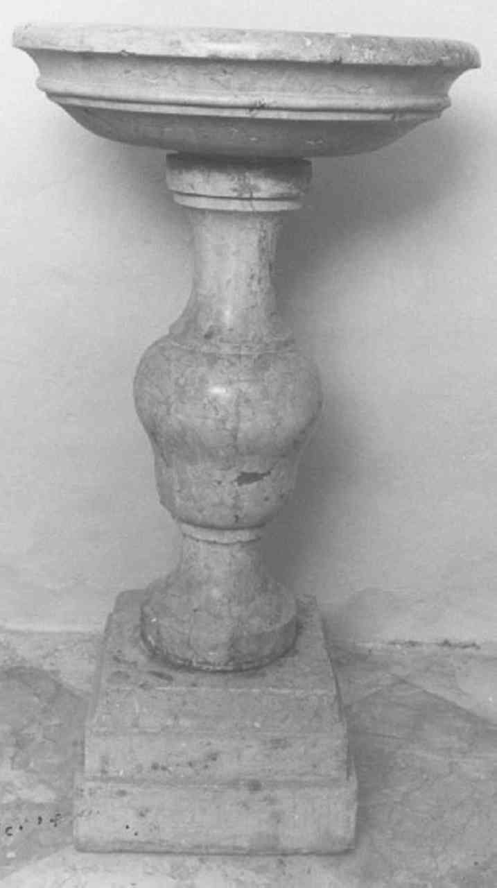 acquasantiera - a fusto - ambito veronese (secc. XVIII/ XIX)