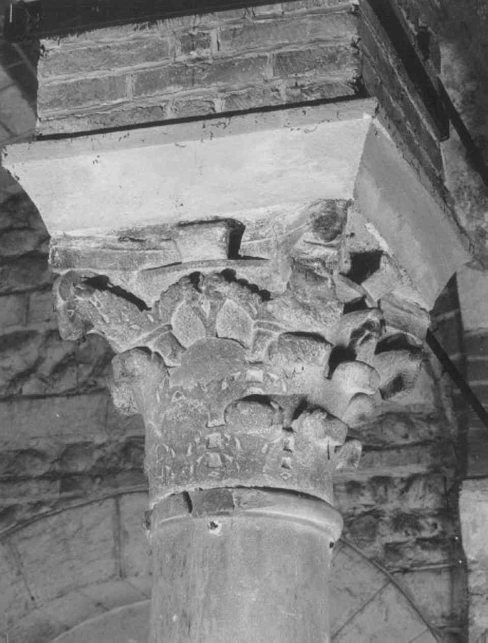 capitello - ambito veronese (sec. XII)