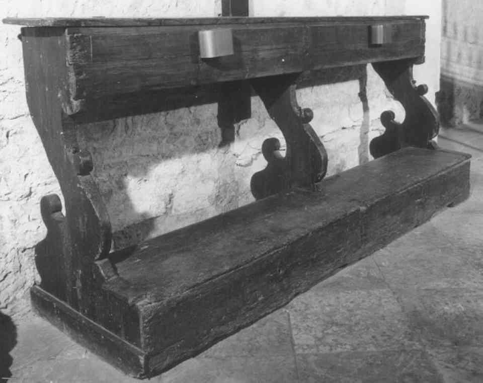 inginocchiatoio - ambito veneto (sec. XVIII)