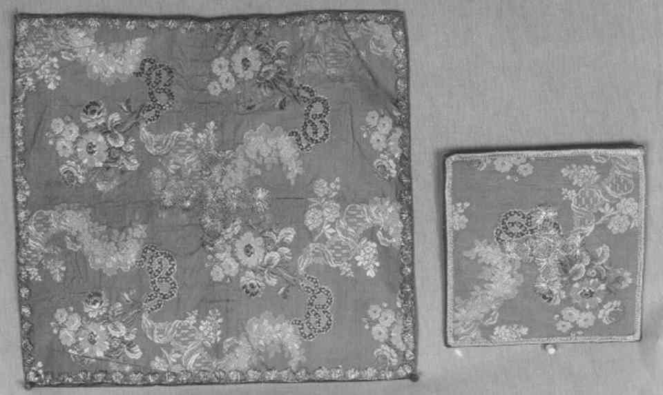 paramento liturgico - manifattura italiana (seconda metà sec. XVIII)