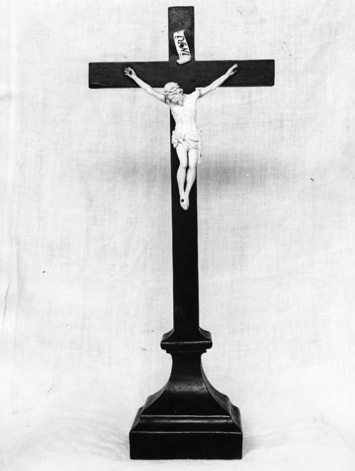 crocifisso - bottega veronese (prima metà sec. XIX)