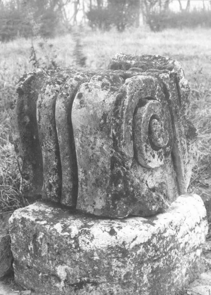 capitello, frammento - produzione italiana (sec. XVI)