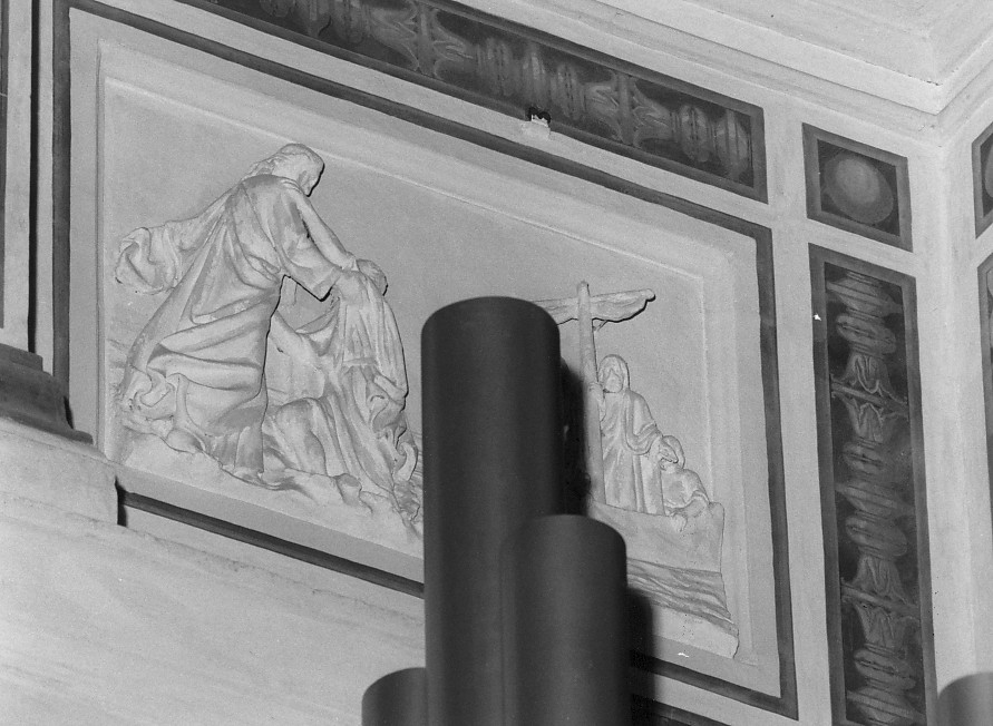 San Pietro cammina sulle acque (rilievo, elemento d'insieme) di Zajec (Saitz) Valentino (sec. XIX)