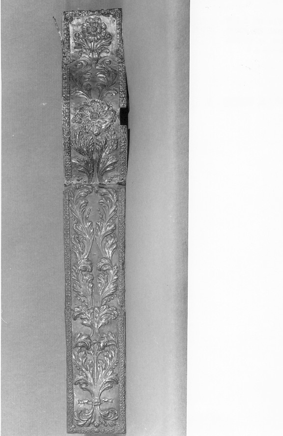 motivi decorativi vegetali (rilievo, frammento) - ambito veneto (secc. XVIII/ XIX)